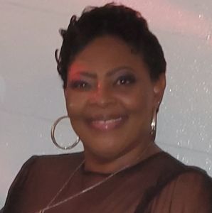 Meet your Posher, Lynn